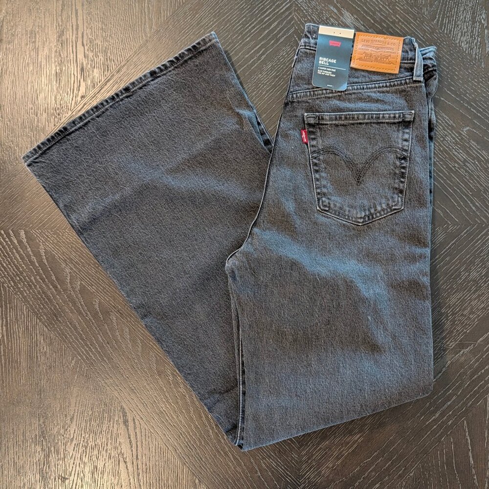 Levi's Ribcage Bell On the Town (faded black) Size 30x32